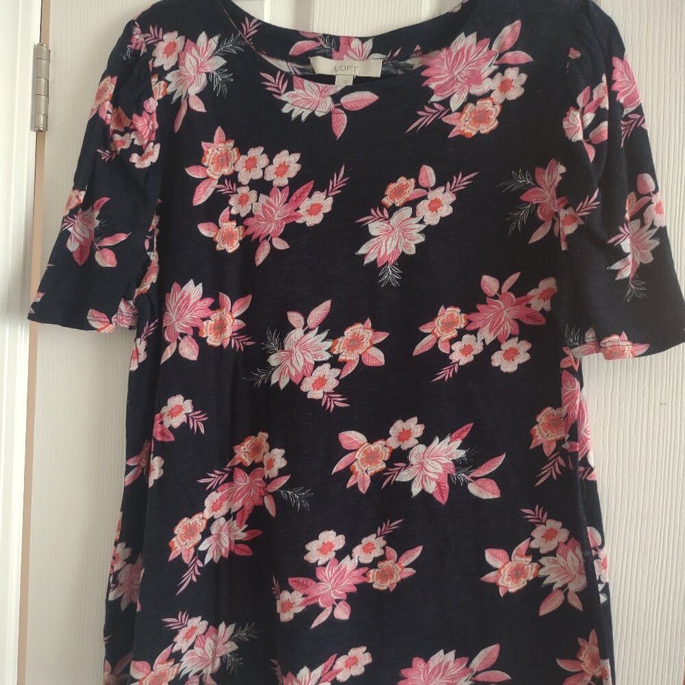 LOFT Pink Floral T-Shirt- Size L- Good used condition
